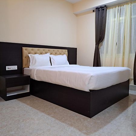 Snow White Retreat Hotel And Restaurant กังต็อก ภายนอก รูปภาพ