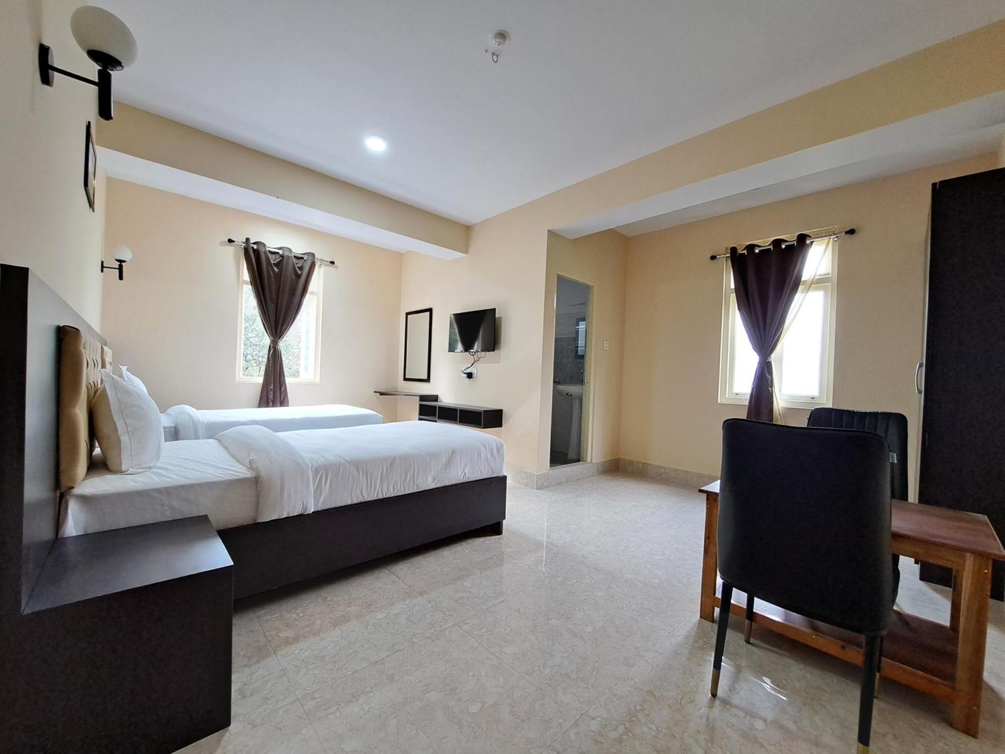 Snow White Retreat Hotel And Restaurant กังต็อก ภายนอก รูปภาพ