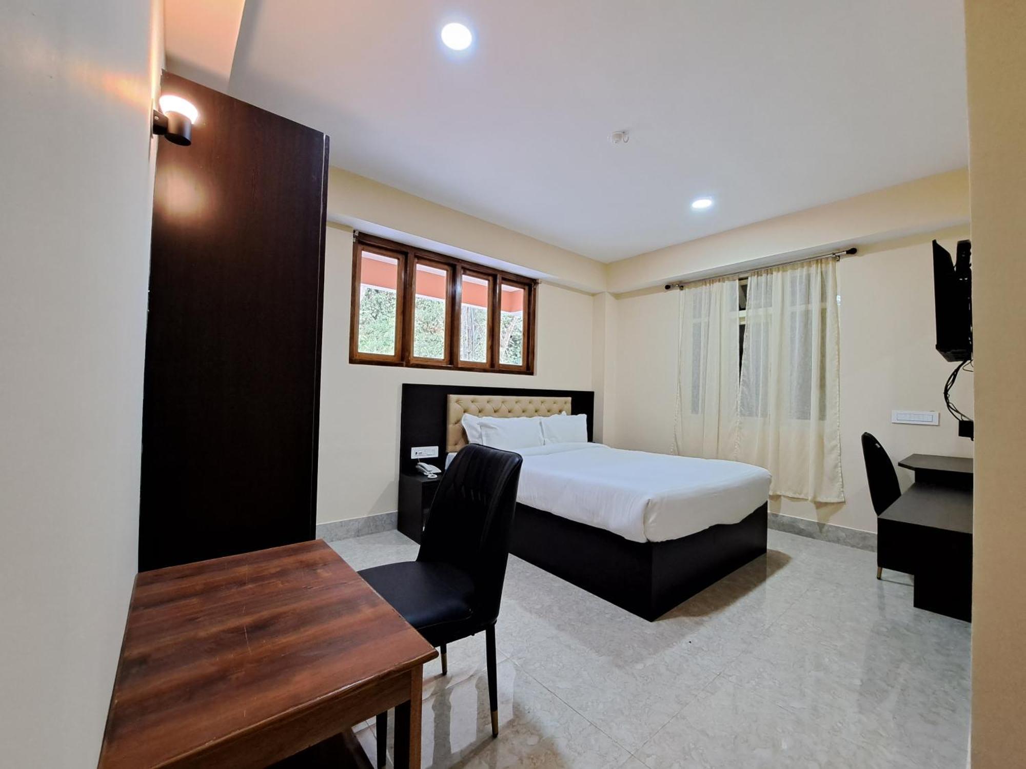 Snow White Retreat Hotel And Restaurant กังต็อก ภายนอก รูปภาพ