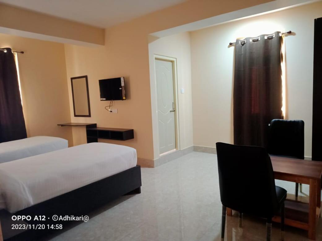 Snow White Retreat Hotel And Restaurant กังต็อก ภายนอก รูปภาพ