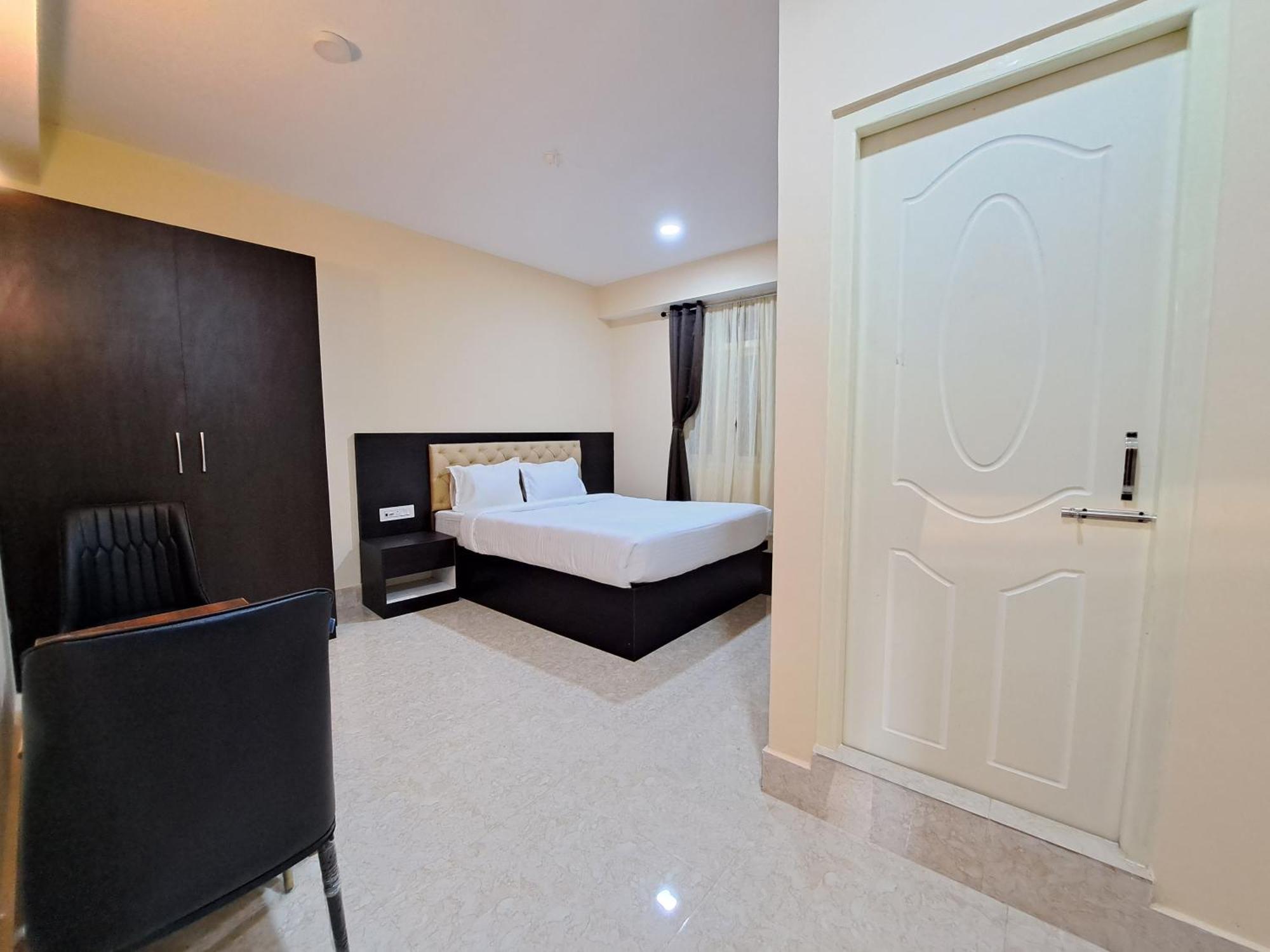 Snow White Retreat Hotel And Restaurant กังต็อก ภายนอก รูปภาพ