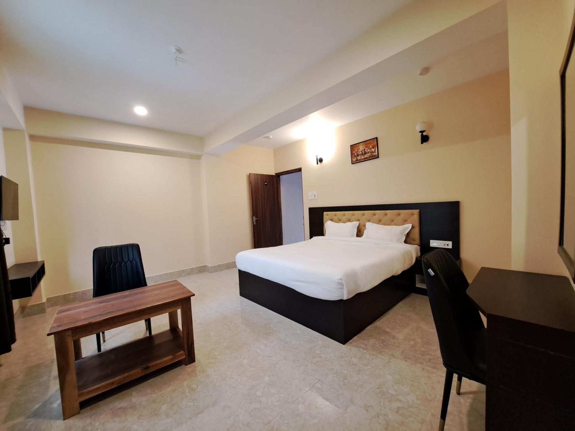 Snow White Retreat Hotel And Restaurant กังต็อก ภายนอก รูปภาพ
